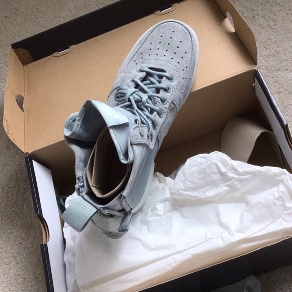 NIKE SF AF1 MID - Picture 3 of 5